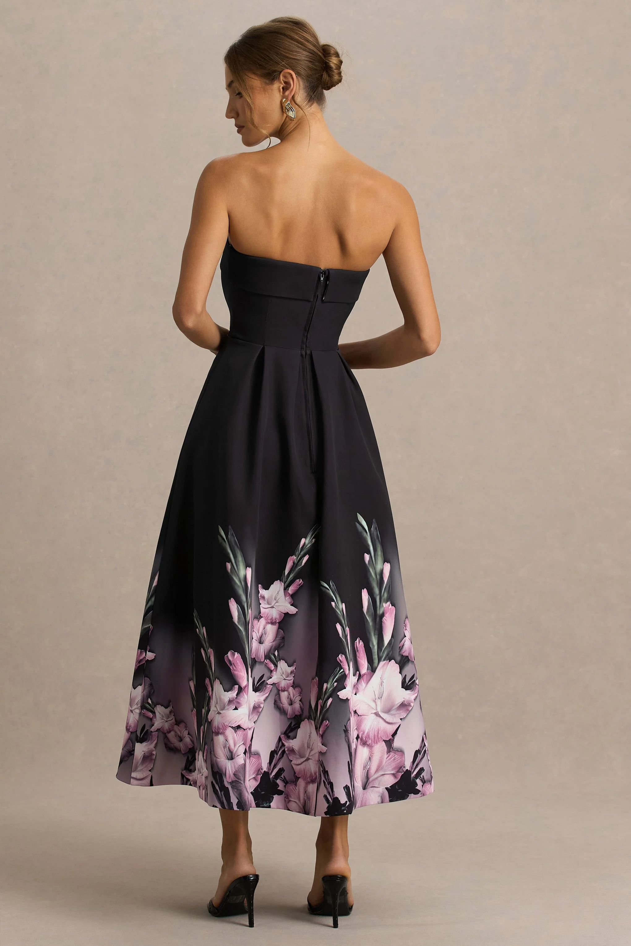 Annalise | Rosafarbenes Bandeau-Midikleid mit Border-Print - Image 2
