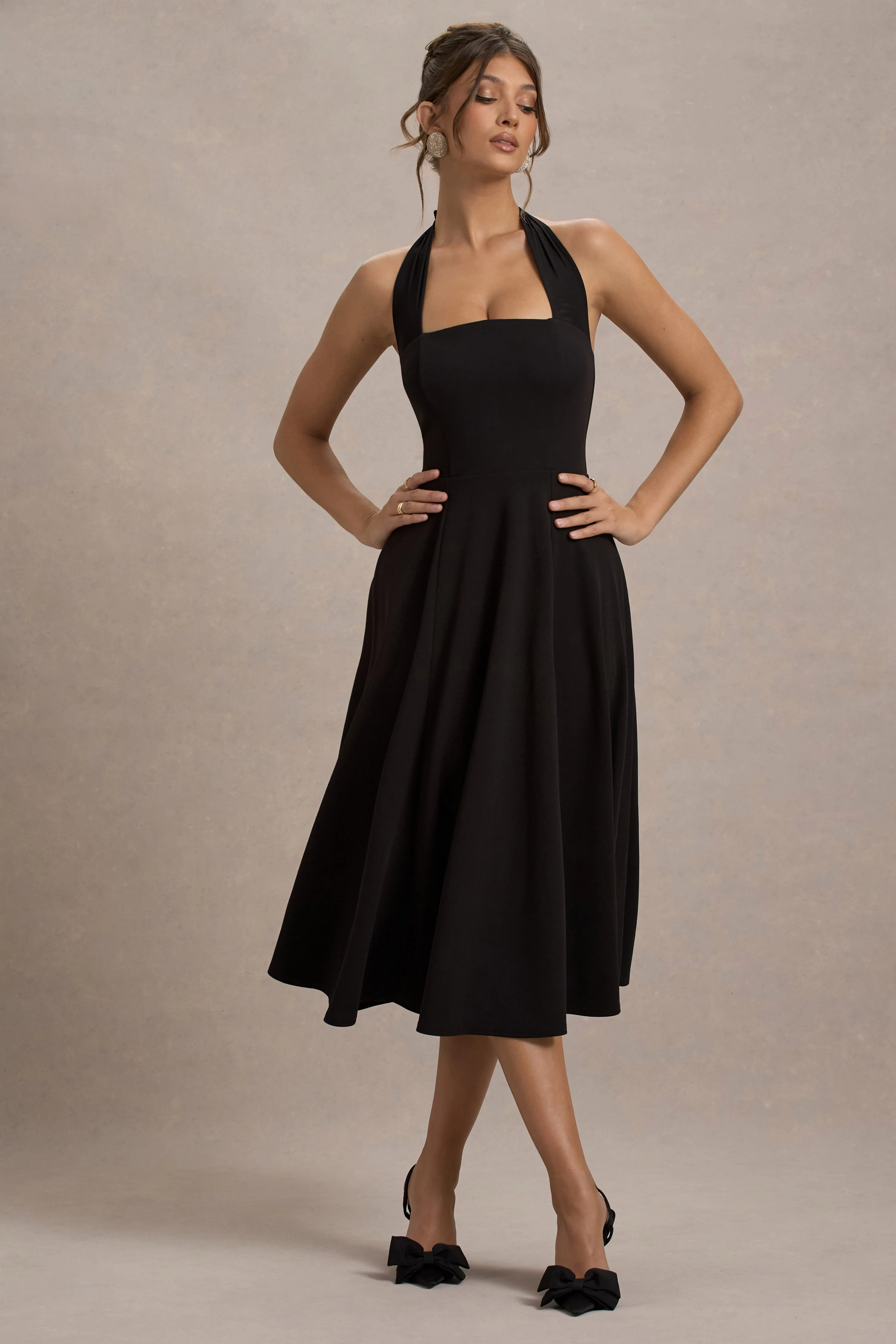 Auburn | Schwarzes Midikleid mit Halterneck - Image 5