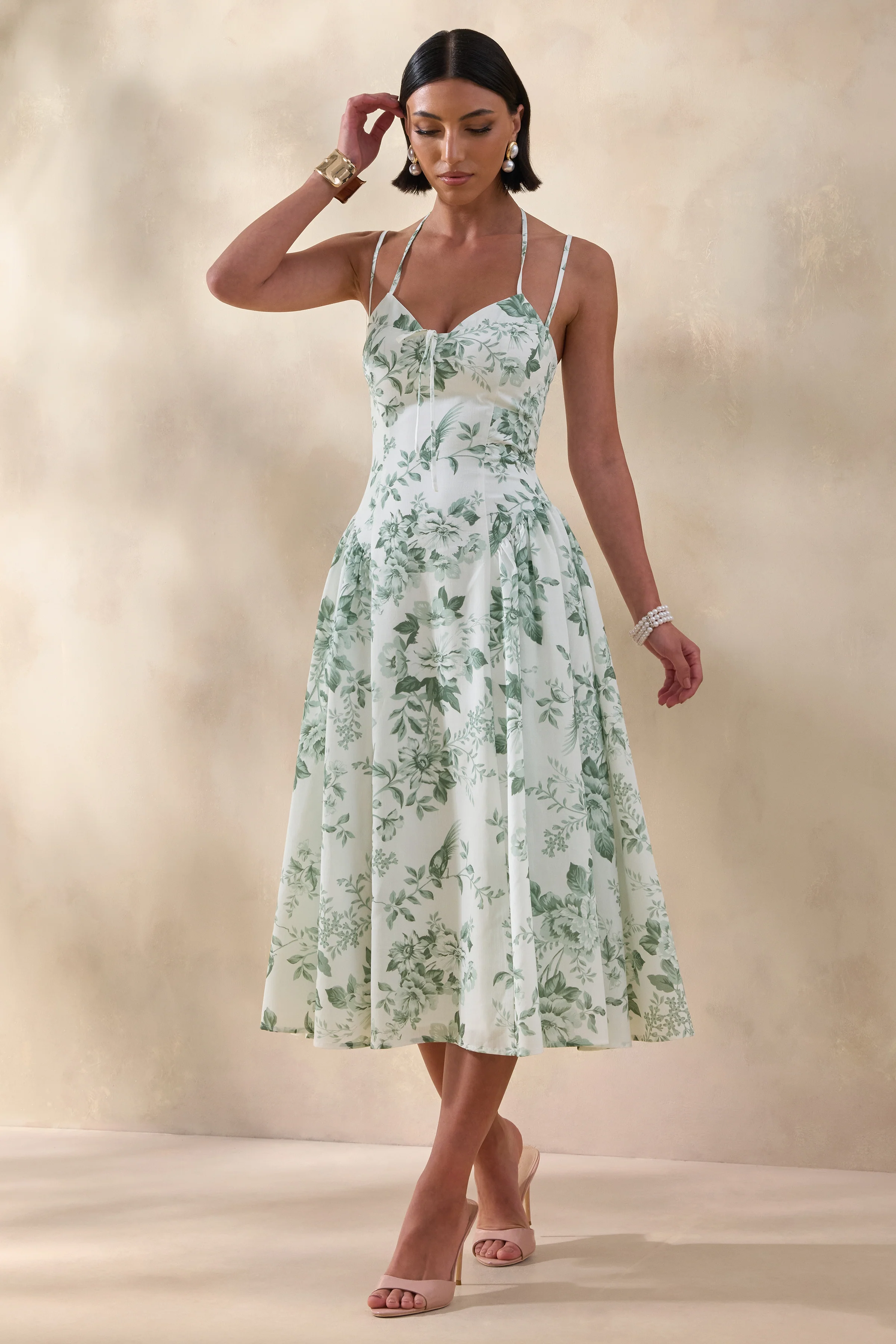 Audrey | Grünes Midikleid mit floralem Print und Herzausschnitt mit Raffung - Image 5