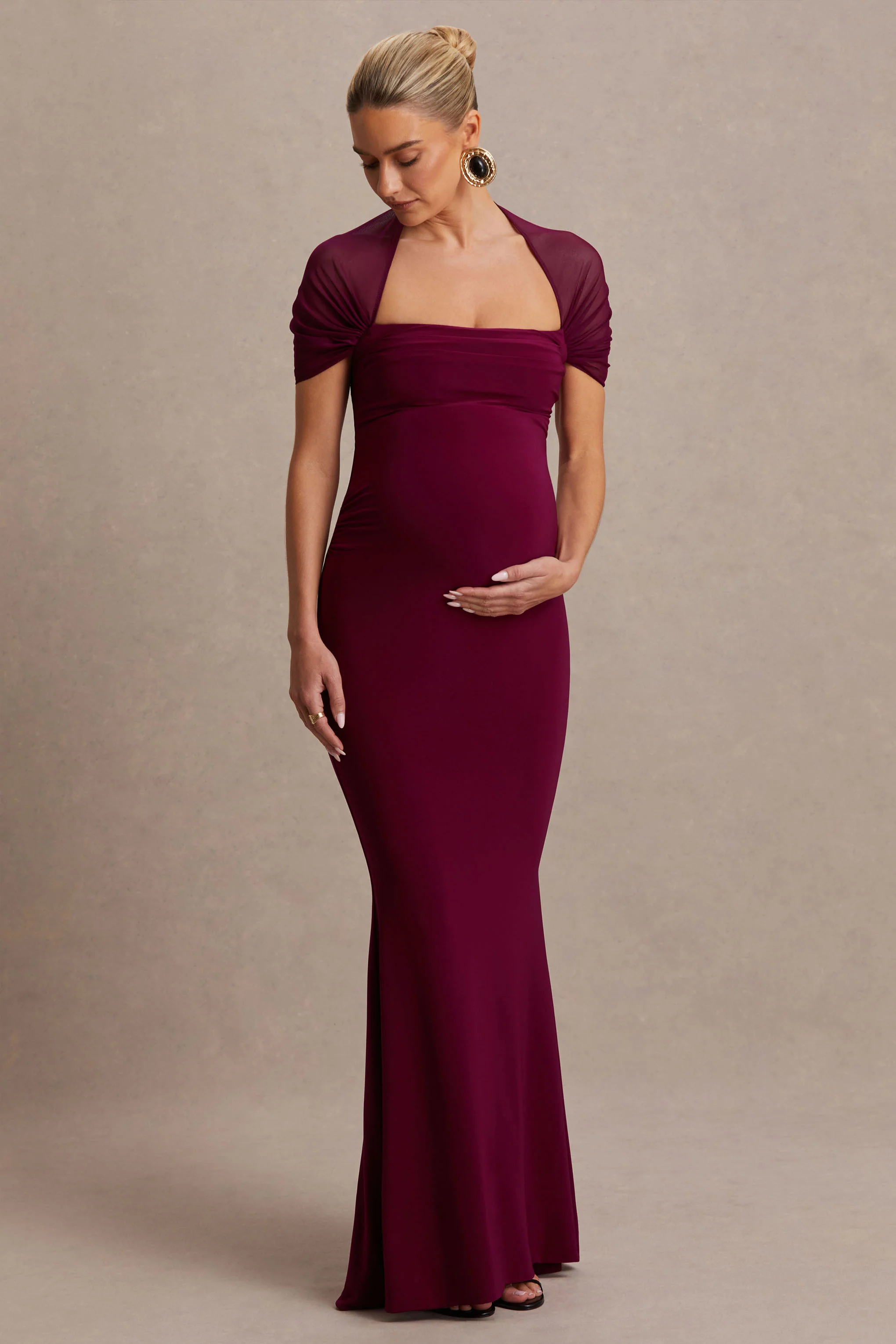 Dome | Burgunderrotes Umstands-Maxikleid mit eckigem Ausschnitt und Mesh-Ärmeln - Image 4