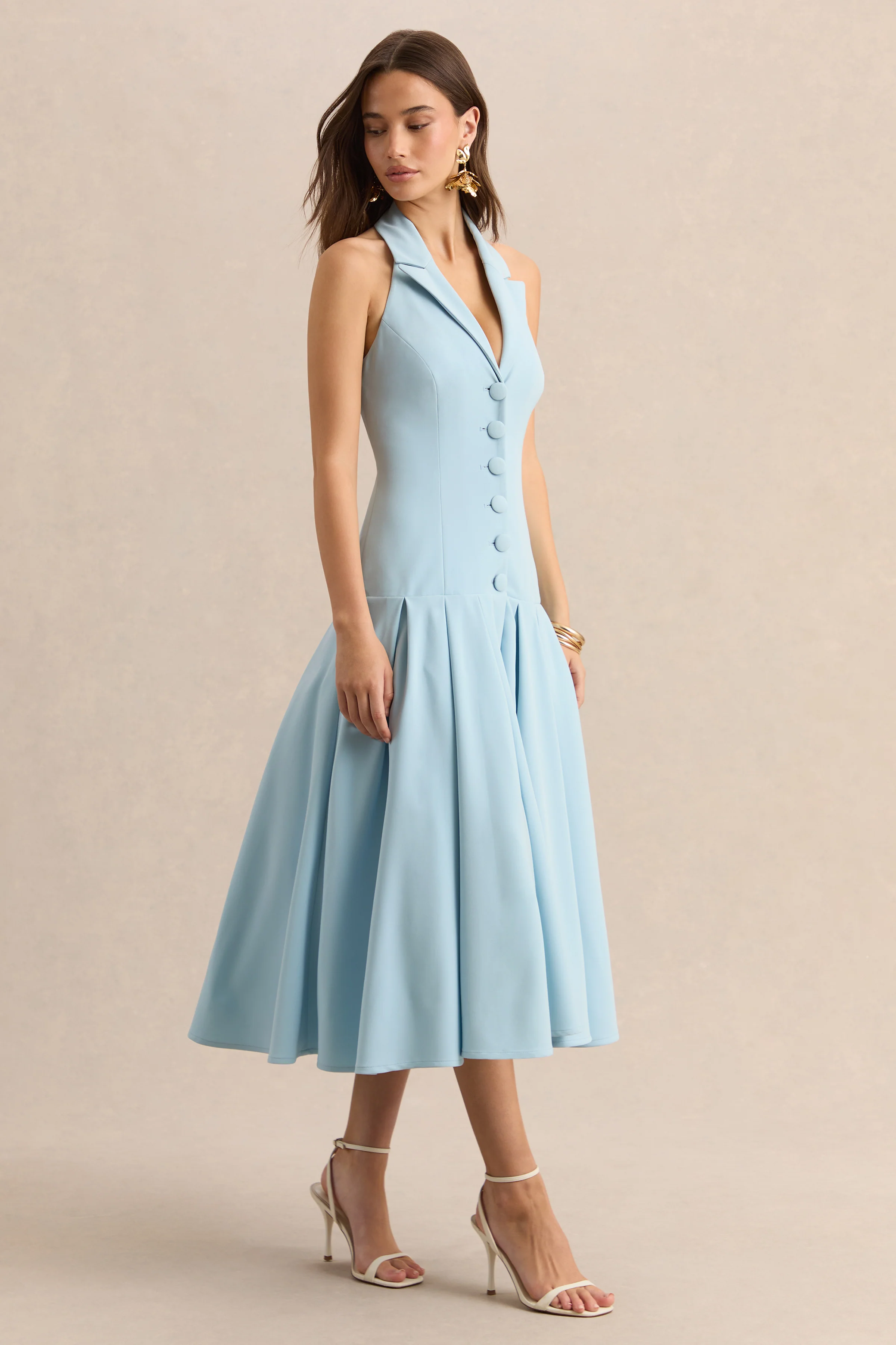 Elise | Puderblaues Midikleid mit tiefem Ausschnitt und tief angesetzter Taille - Image 4