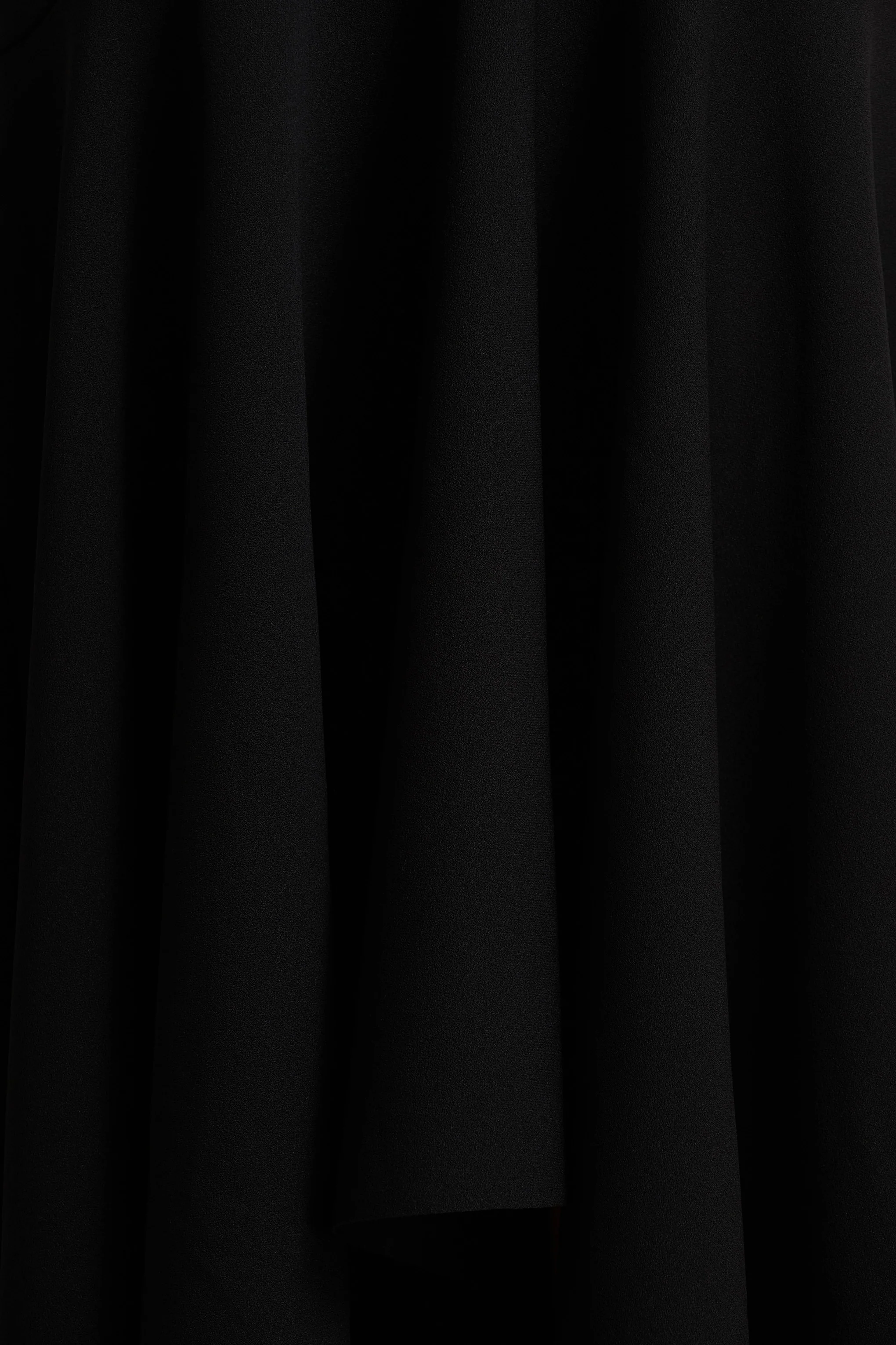 Everlasting | Schwarzes Bardot-Maxikleid mit tiefer Taille - Image 6