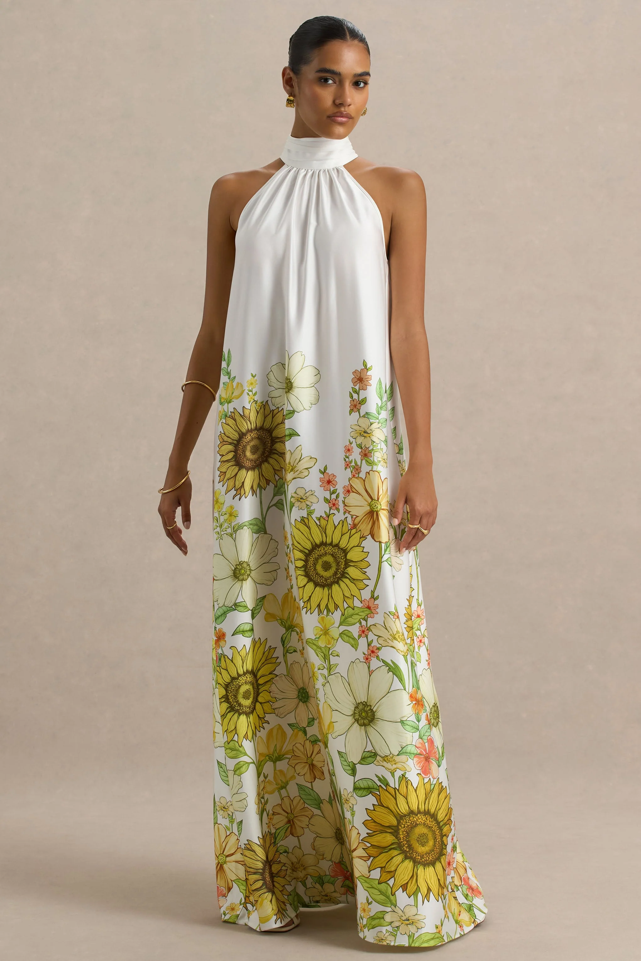 Glide | Sonnenblumenmuster Satin High-Neck Slip Maxikleid - Image 5