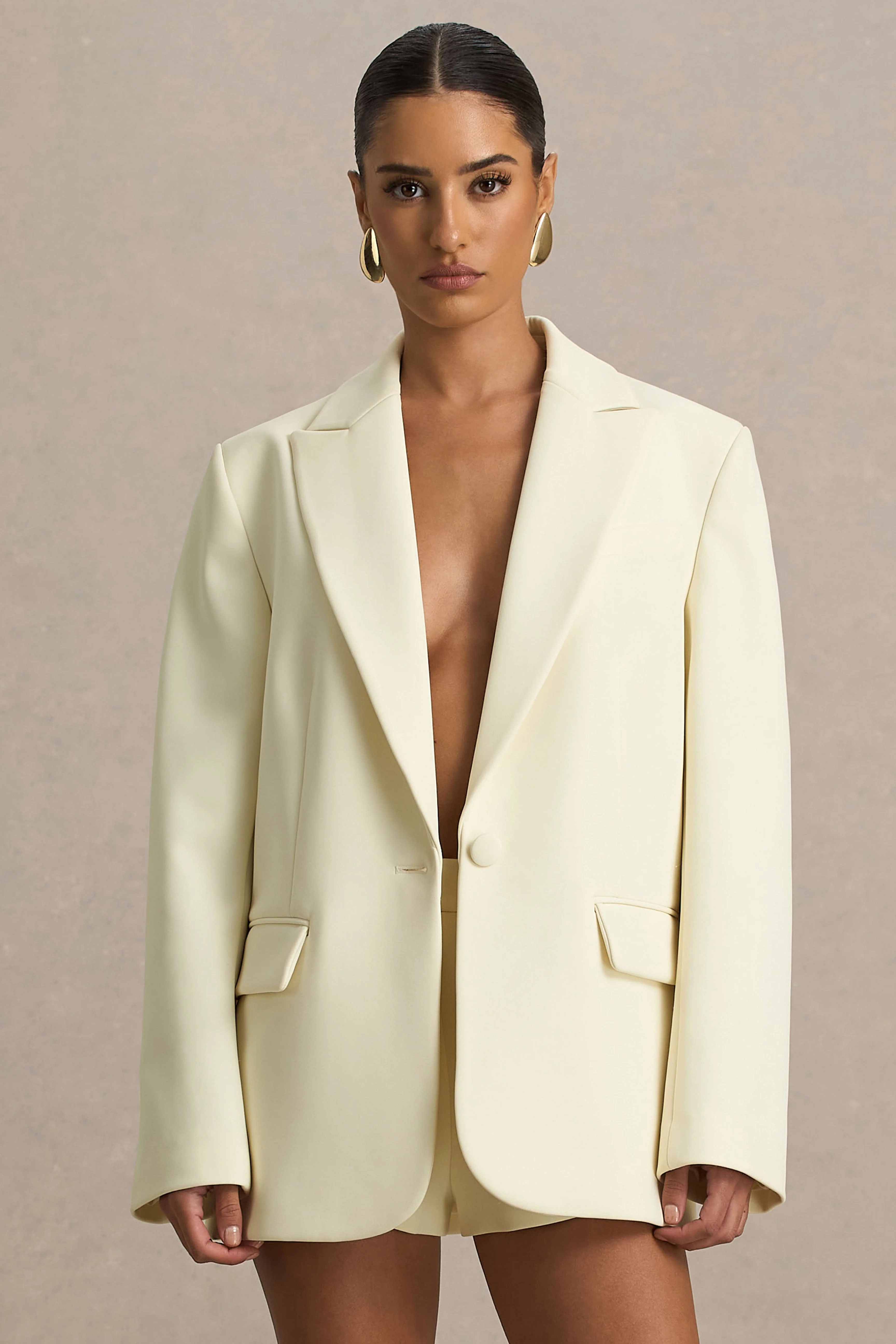 Katherine | Cremefarbener Blazer in Oversize-Schnitt mit tiefem Ausschnitt - Image 4