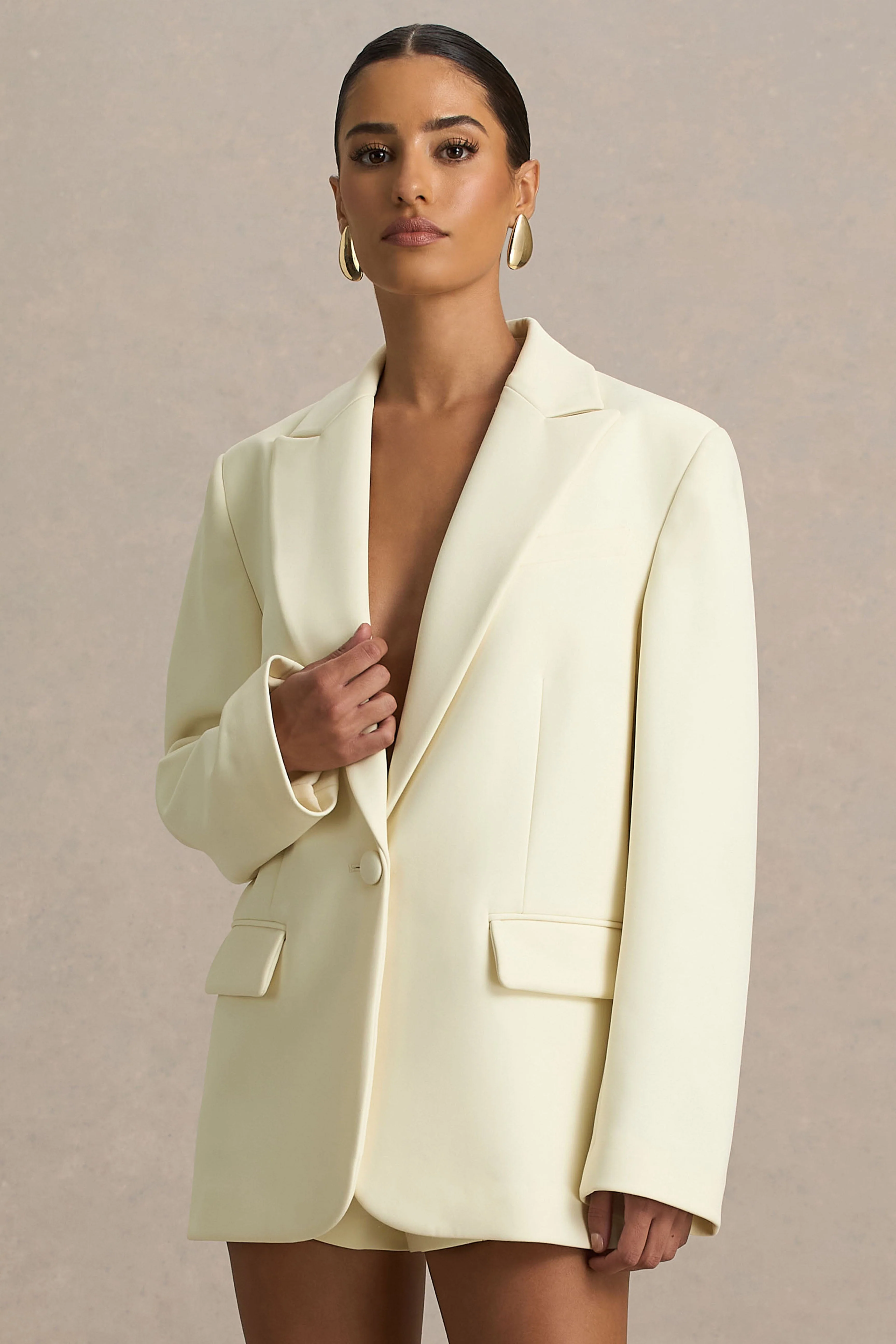 Katherine | Cremefarbener Blazer in Oversize-Schnitt mit tiefem Ausschnitt - Image 6