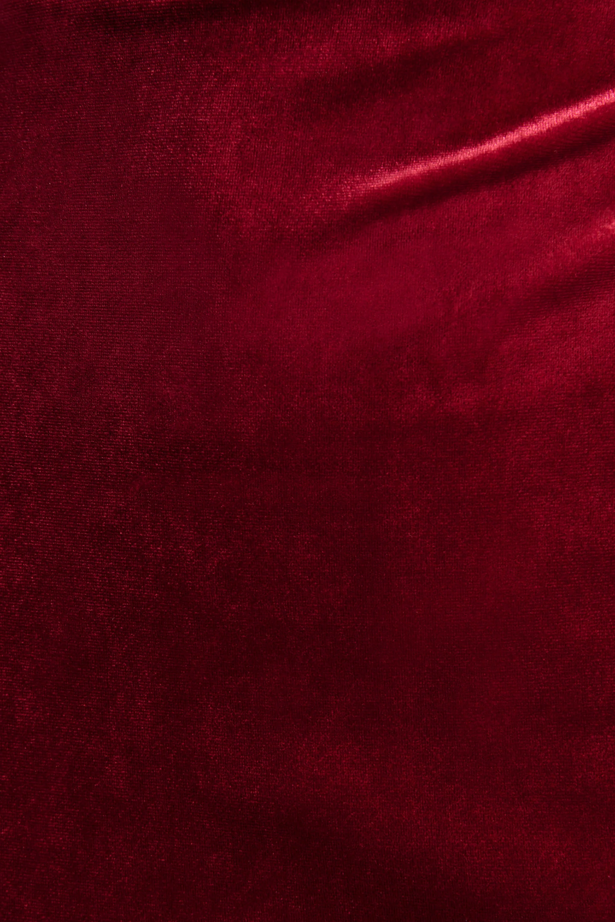 Nivina | Rotes Samt-Midikleid mit hohem Ausschnitt - Image 8