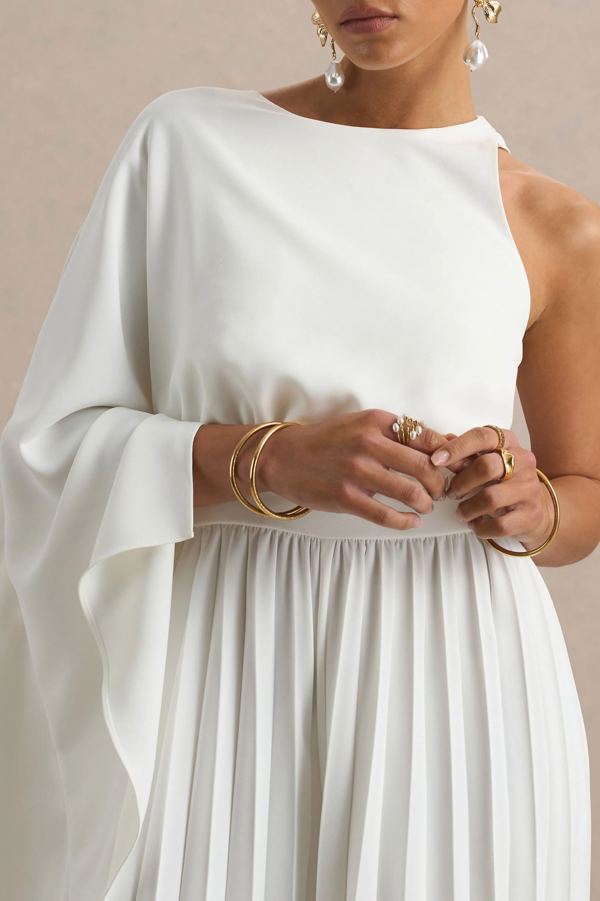 Paradise | Weißer Jumpsuit mit Cape-Ärmeln - Image 3