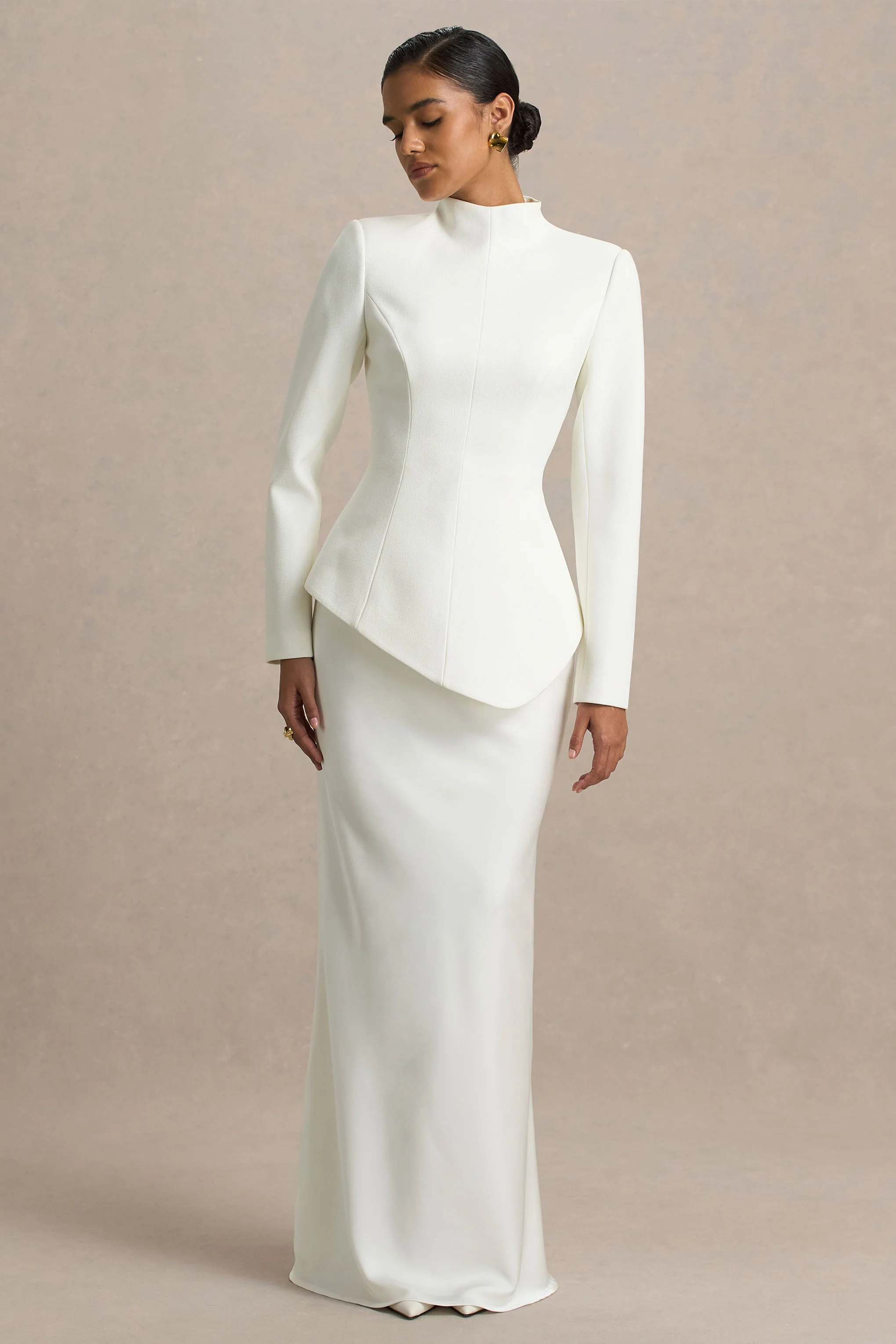 Pepita | Cremefarbenes Maxikleid mit hohem Ausschnitt, Drop-Waist und Satinrock - Image 6