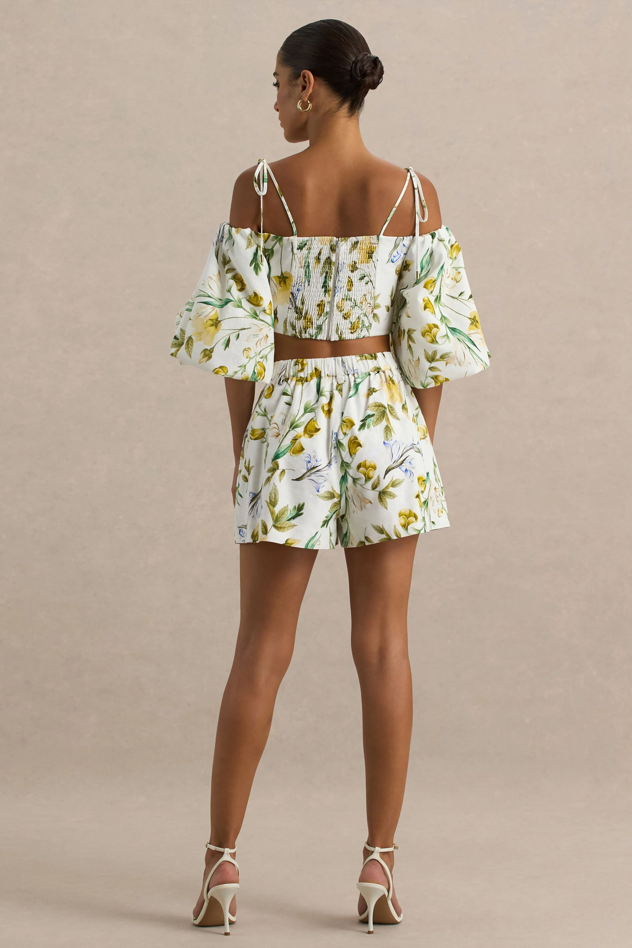 Pixel | Weiße Shorts mit Zitronenblumen-Print - Image 3