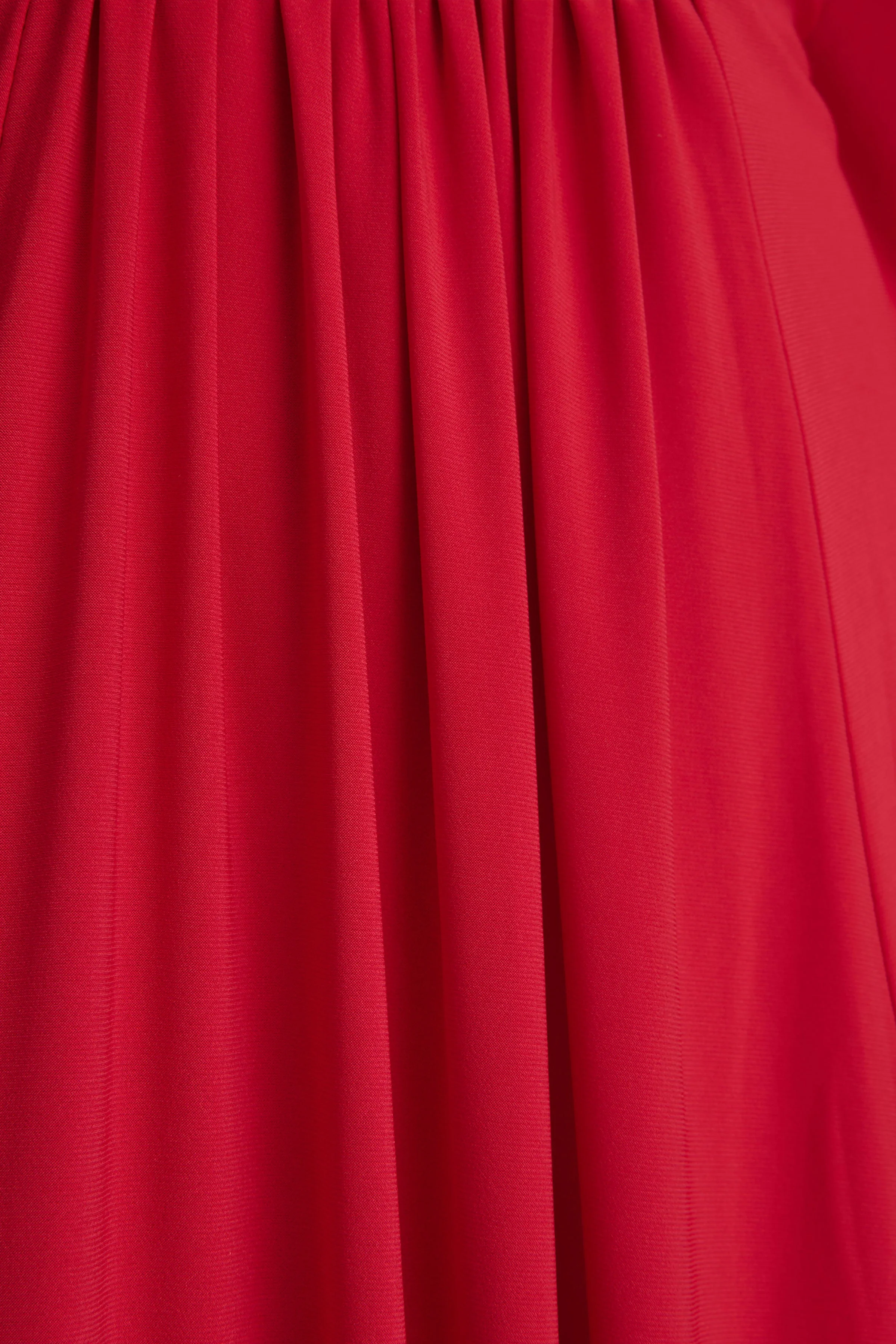 Romilly | Rotes Maxikleid mit tiefem Ausschnitt und Raffdetail - Image 6