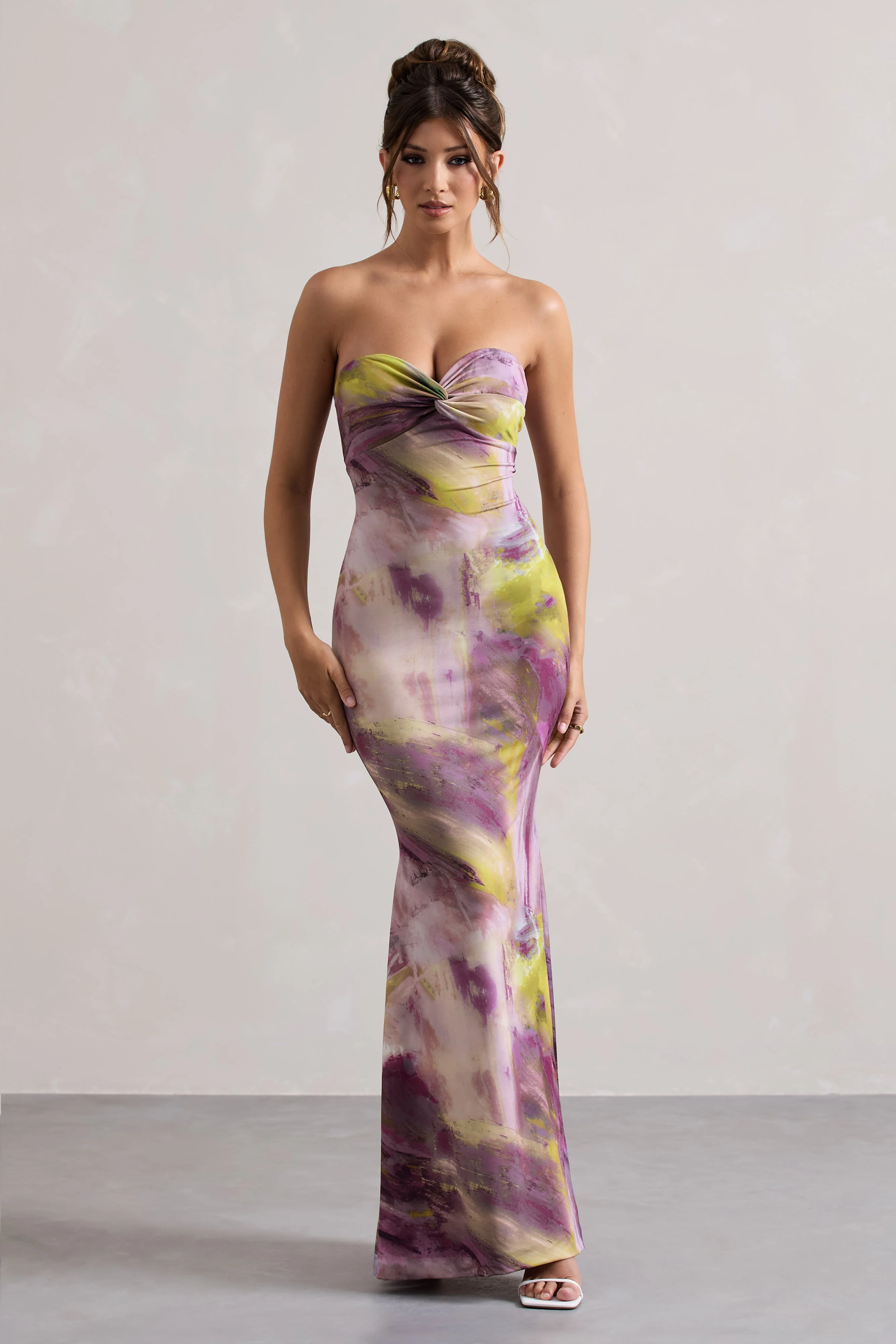 Santiago | Lila bedrucktes trägerloses Maxikleid mit Twist-Detail - Image 6
