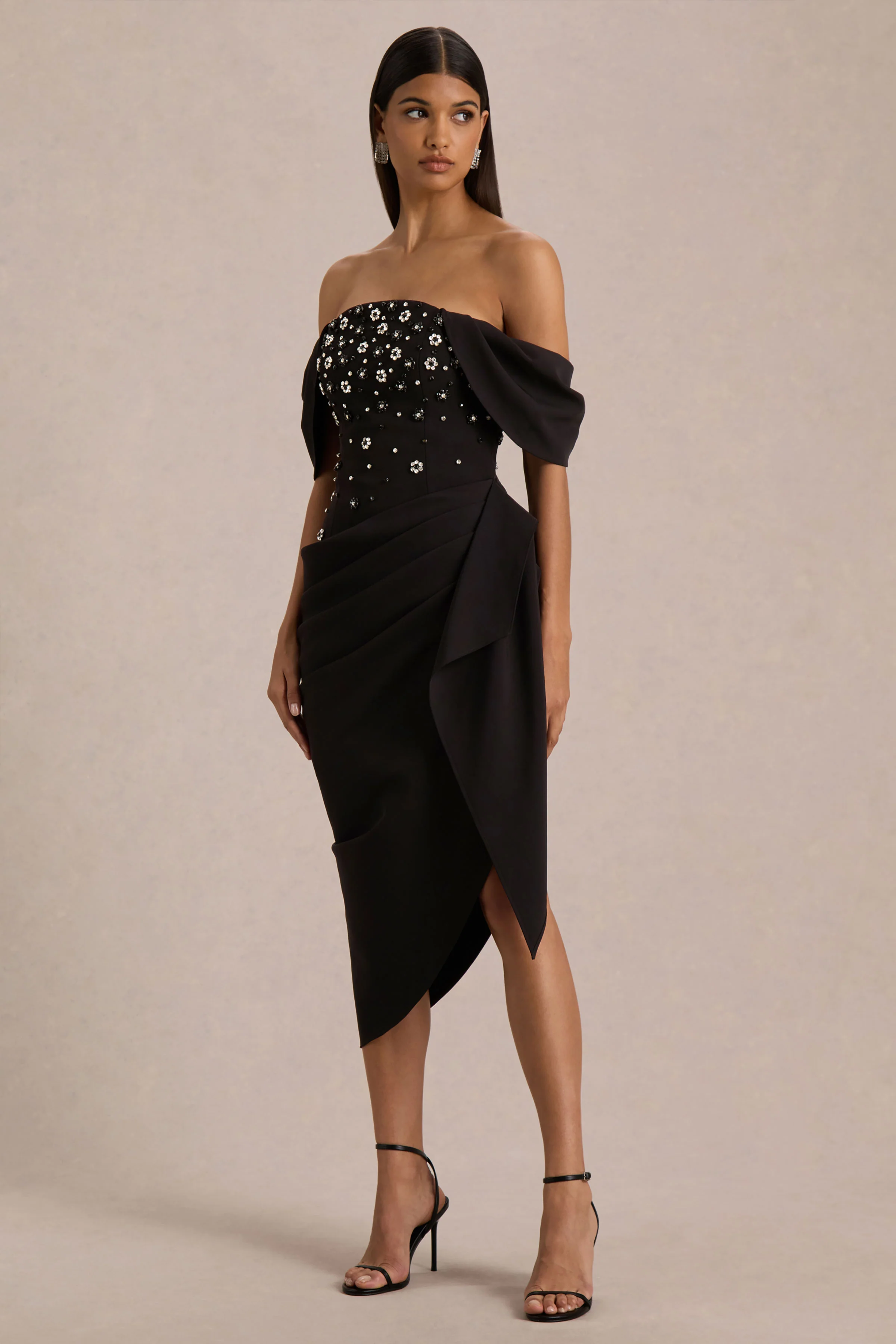 Sylvia | Schwarzes Midikleid mit Bardot-Ausschnitt, verziertem Oberteil und drapiertem Satin-Wickelrock - Image 4