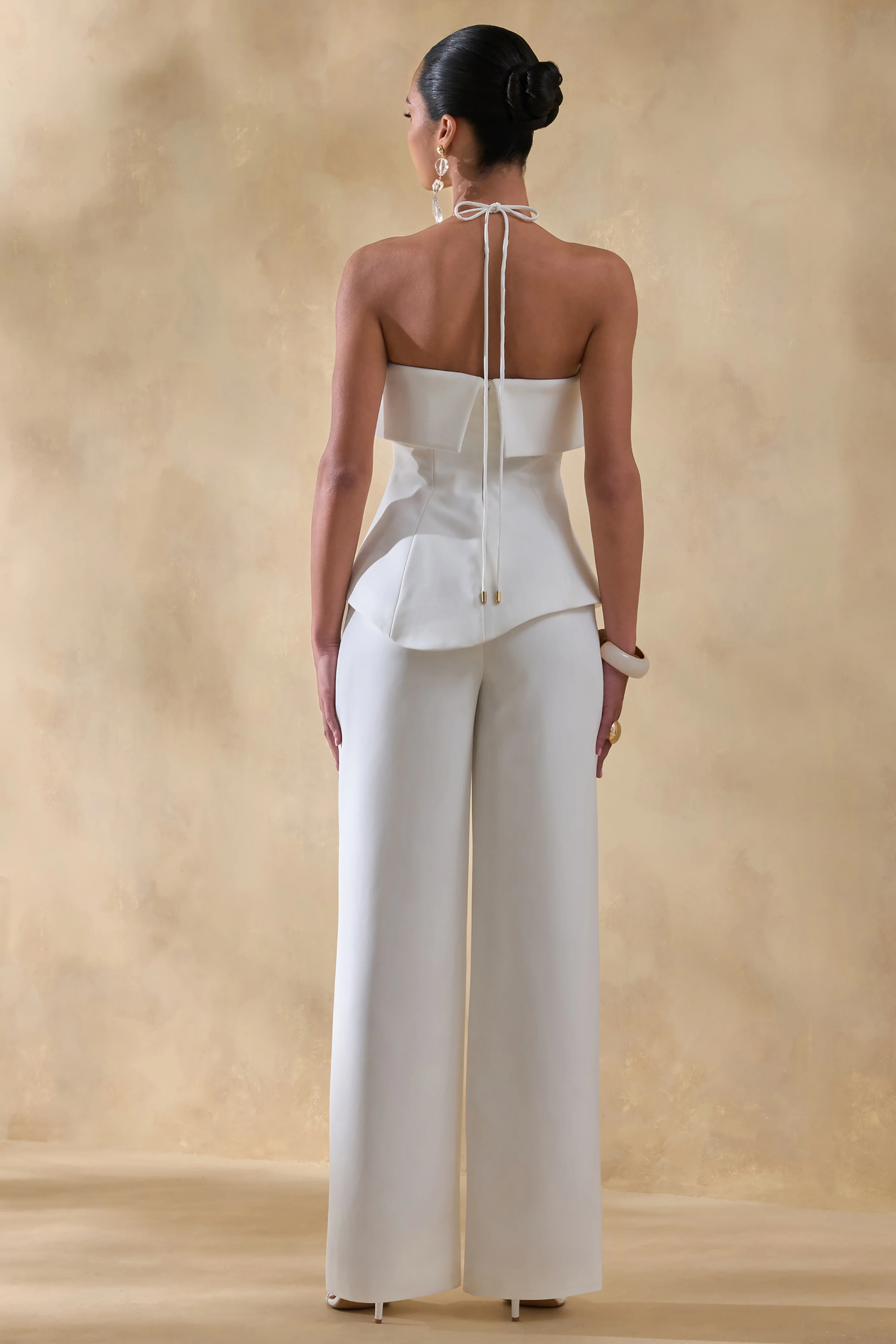 Zura | Weißer Jumpsuit mit eckigem Ausschnitt - Image 2